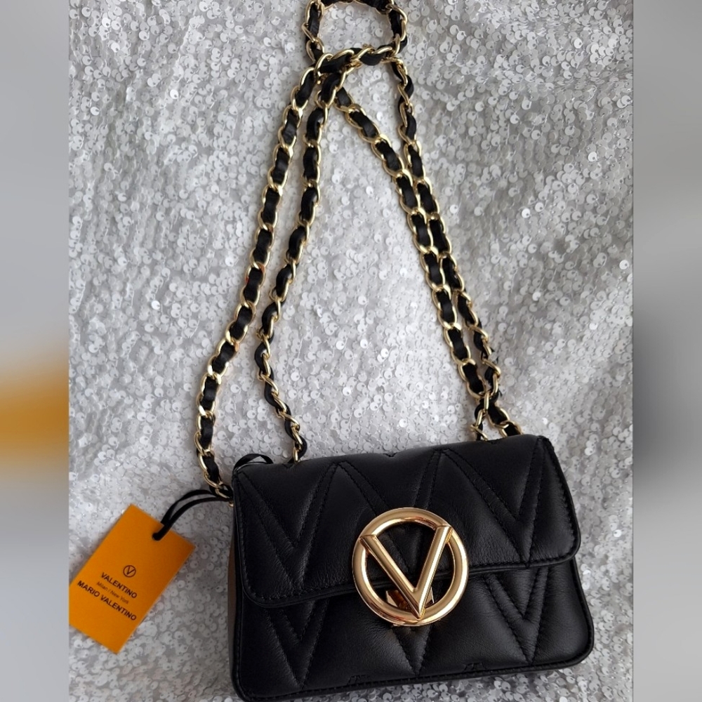 🔴SOLD🔴Valentino by Mario Valentino